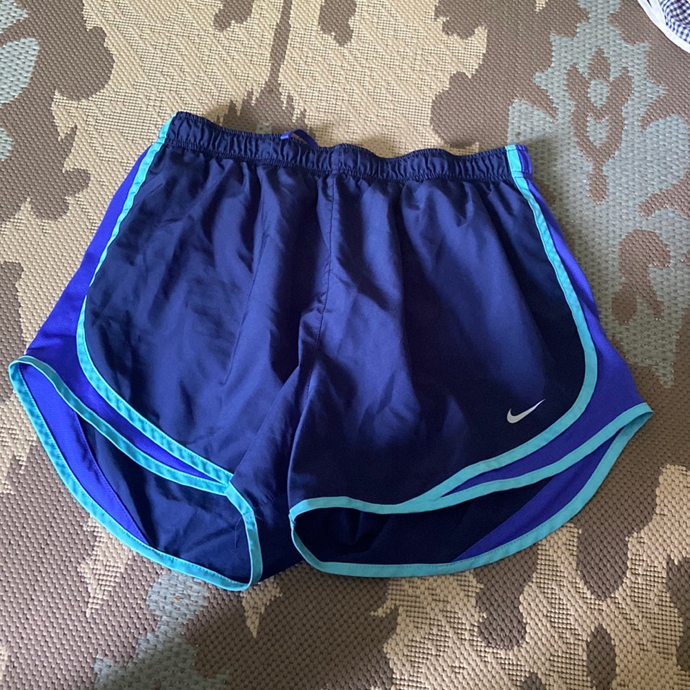 Nike Women’s Tempo Shorts